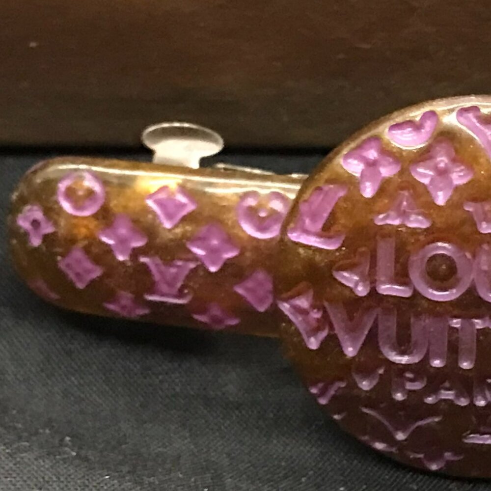 Louis Vuitton Vintage Coral Resin Hair Cube Pony & Bonus Barrette - Picture 9 of 16